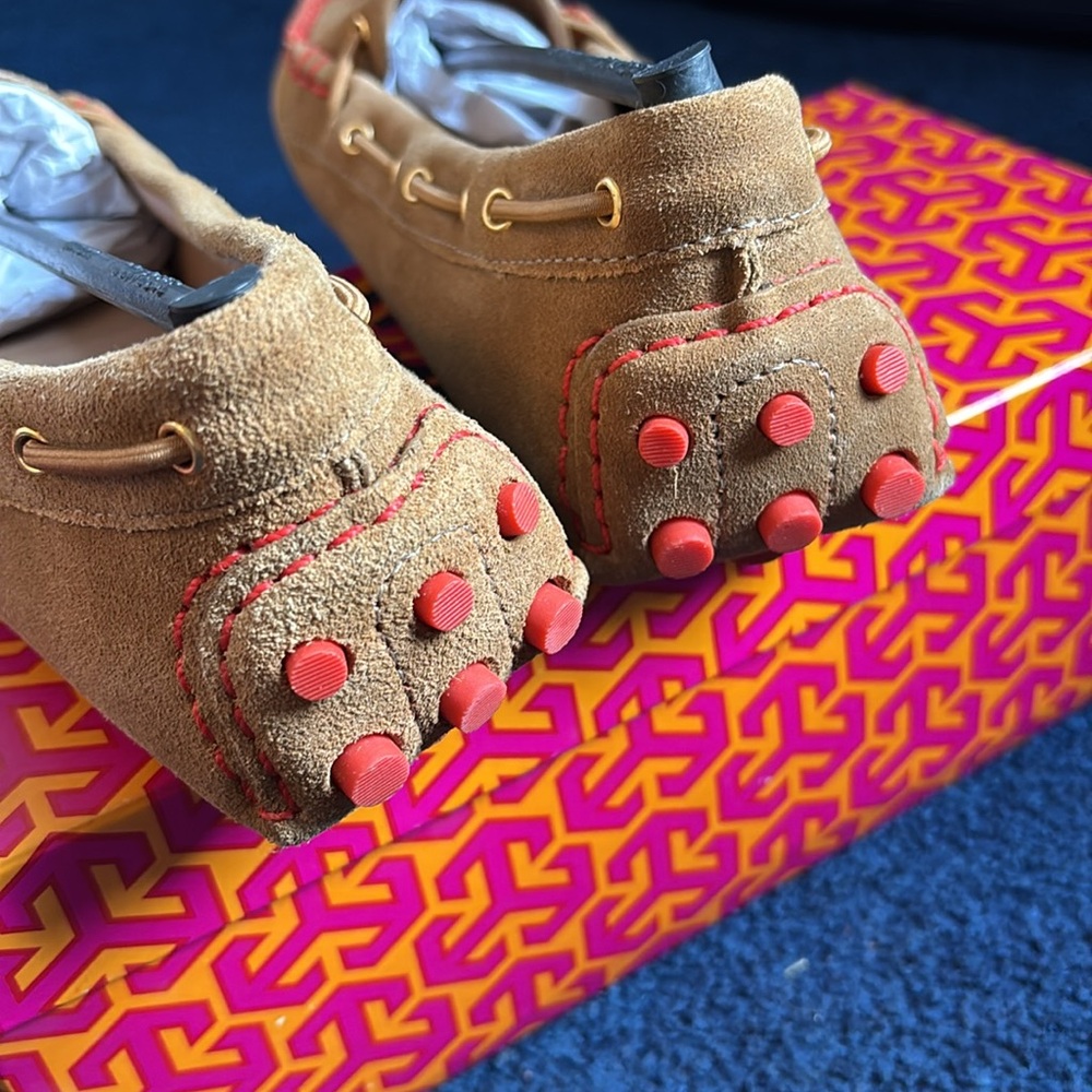 Tory Burch brown suede moccasins sz 10 w/ box - Picture 3 of 8